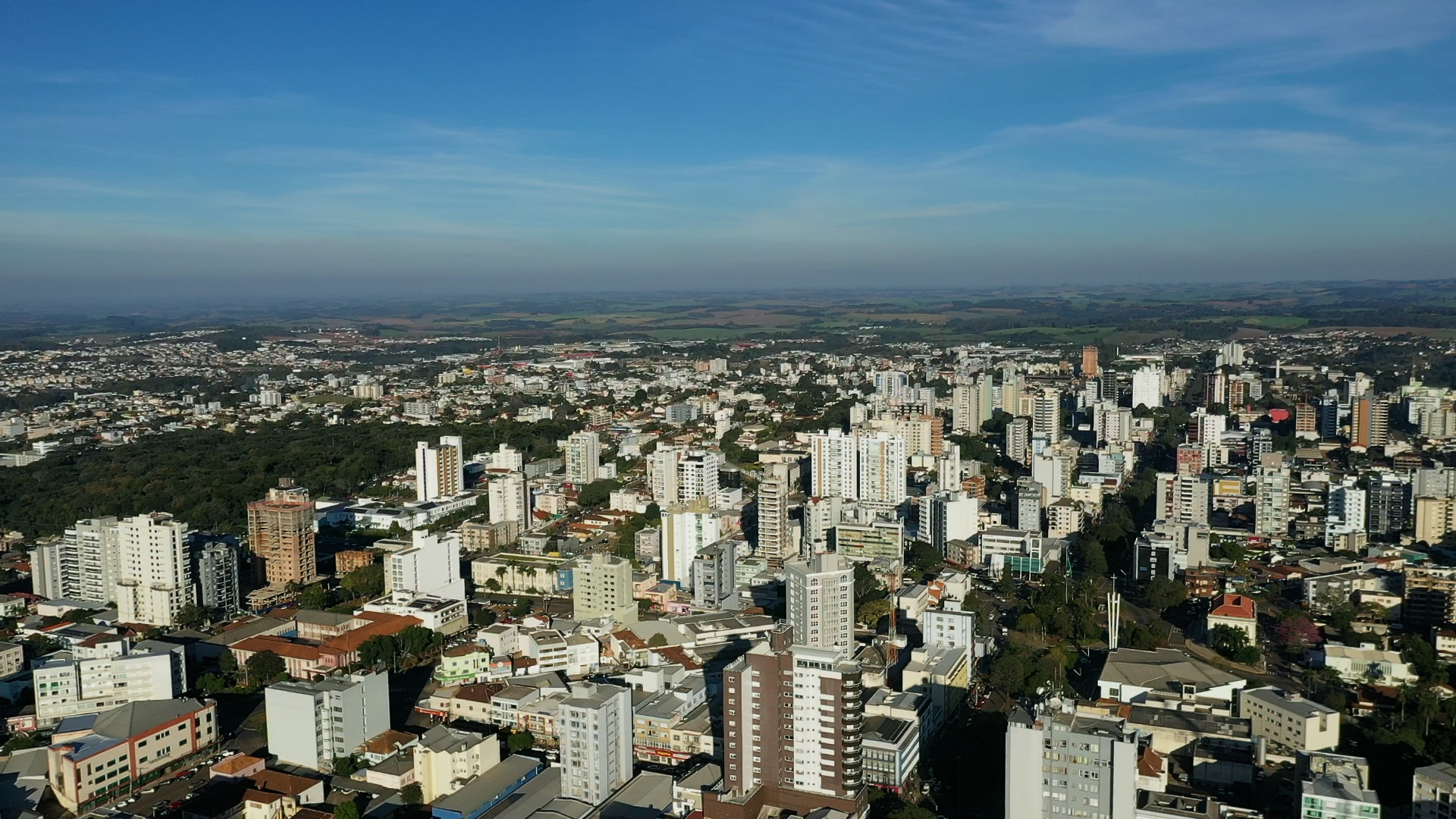 Ir para  <p>O munic&iacute;pio de Erechim &eacute; o que mais tem oportunidades abertas de emprego no Rio Grande do Sul, por meio das Ag&ecirc;ncias FGTAS/Sine, segundo a Funda&ccedil;&atilde;o Ga&uacute;cha do Trabalho e...
